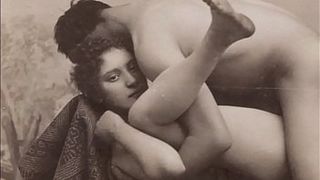 Подборка ретро фотографий с трахом женщин в заросшие киски и минетами